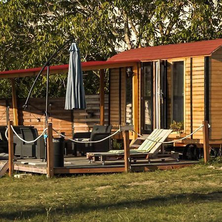 Vila Roulotte „Douceur“ Condom Exteriér fotografie